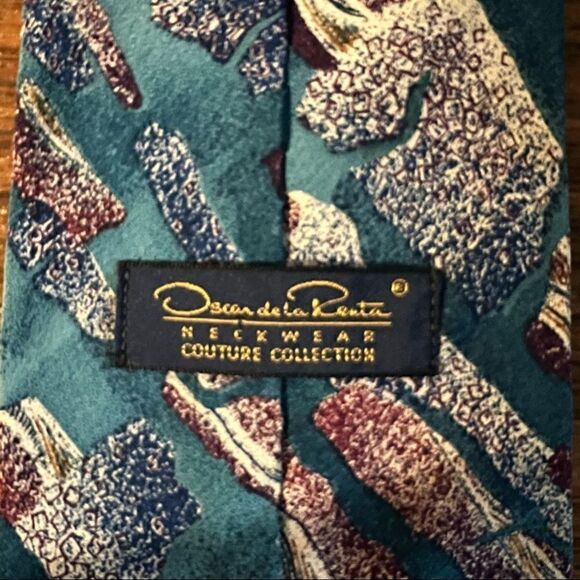 Oscar de la renta tie - Picture 7 of 7